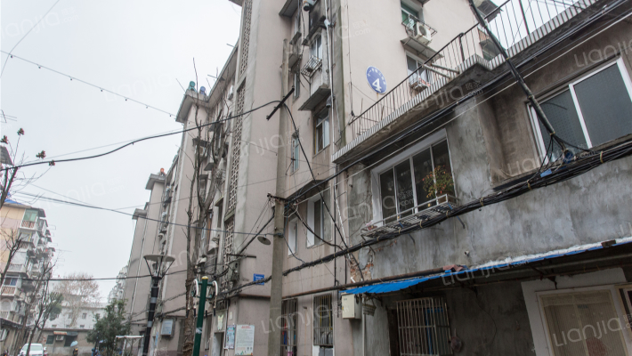 十一中教工宿舍外景图