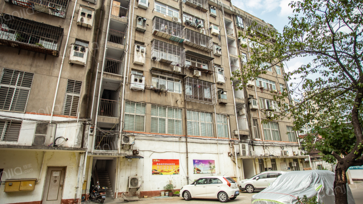 中行小区外景图