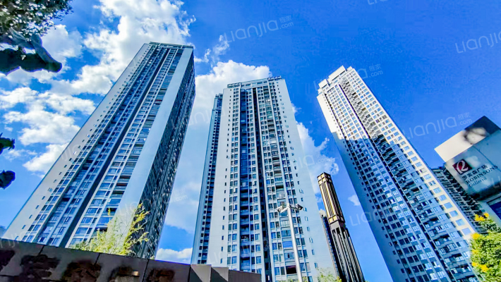 罗宾森广场尚城华府外景图