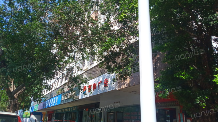 华达大厦外景图