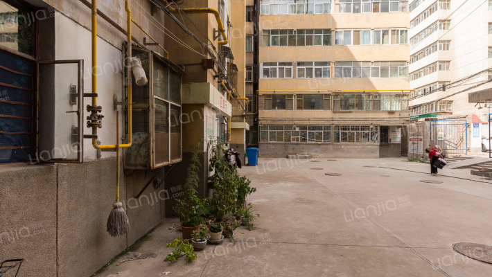 省五金交化家属院外景图