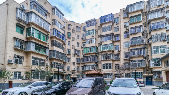 铁路职业技术学院龙首家属院外景图