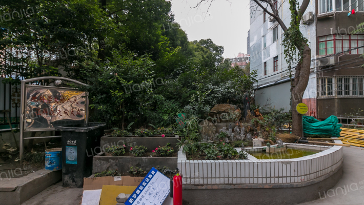 银鑫大楼外景图