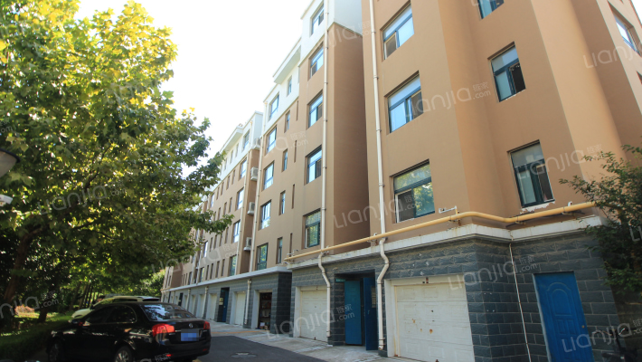 银枫家园外景图