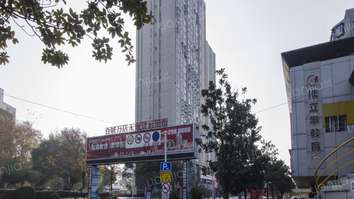 巴黎国际广场外景图