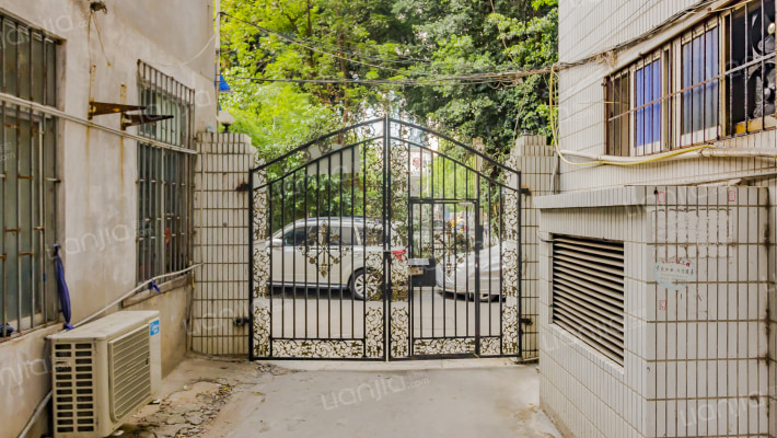 建荣公寓外景图