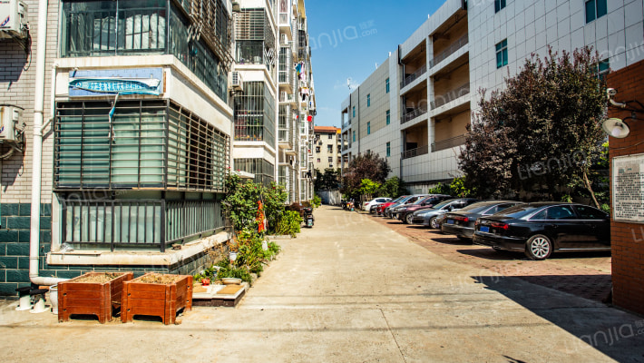 玉龙华府外景图