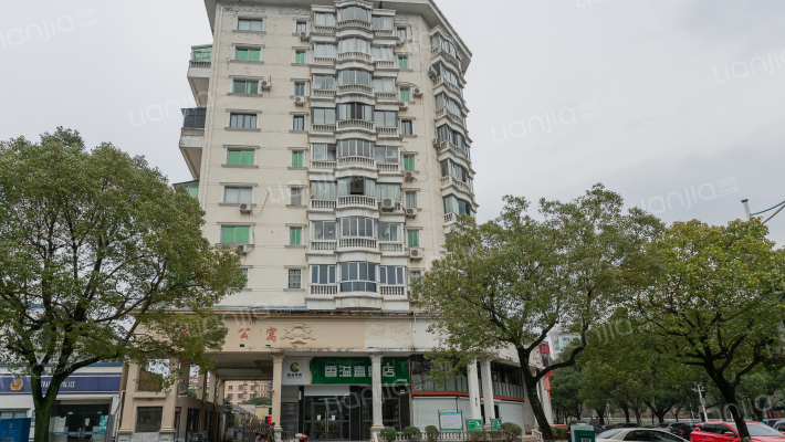 舜杰公寓外景图