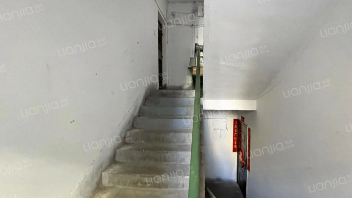 电网宿舍外景图