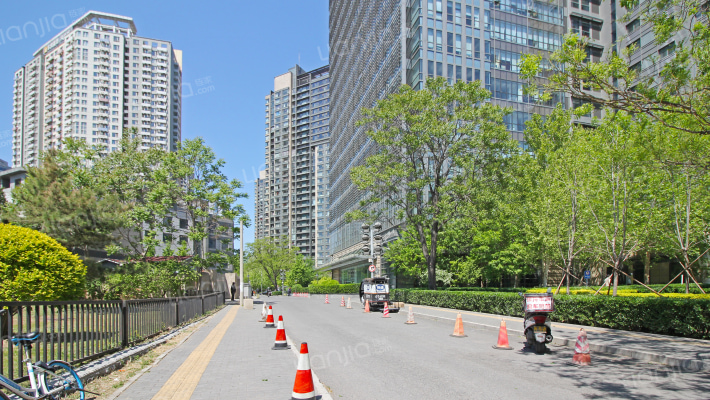 凤凰置地广场外景图