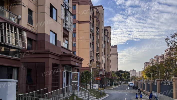 滨湖丽景花园F区外景图