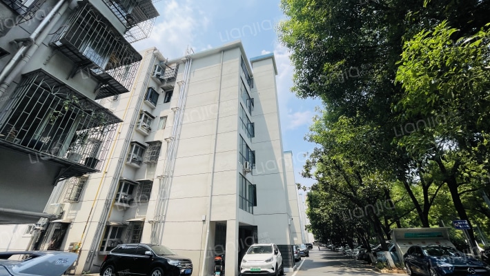 检察院住宅区外景图