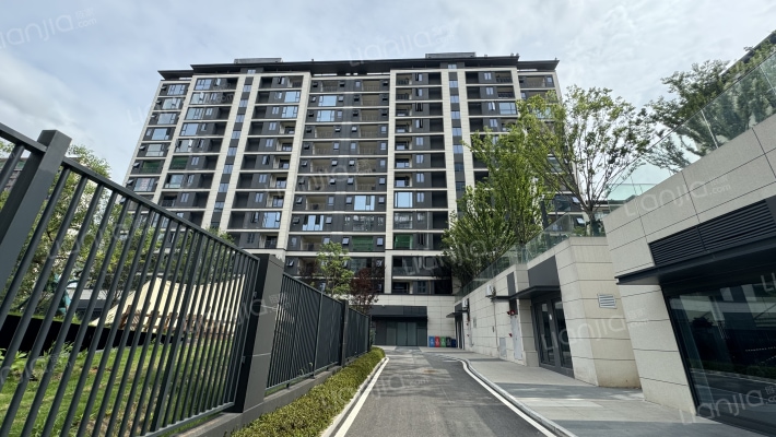 中建·钰山湖外景图