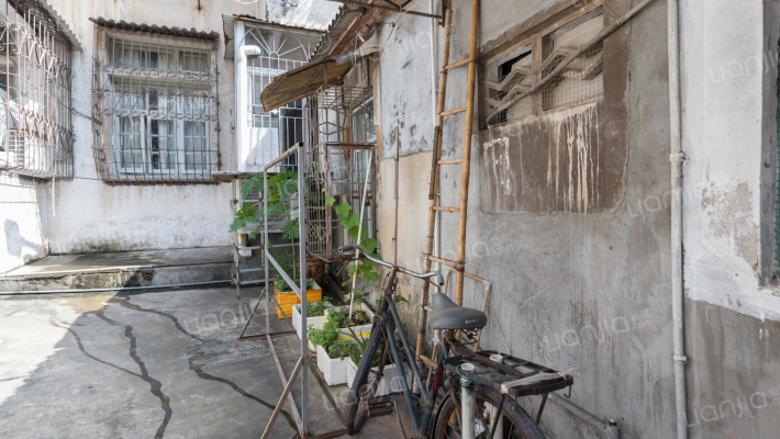 钱炉灰埕巷外景图