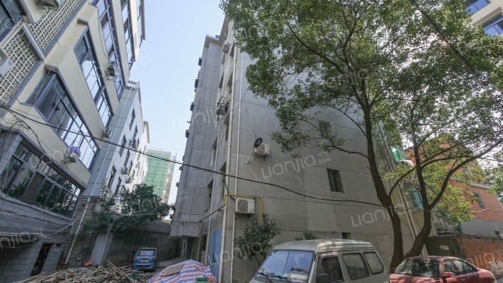 南昌财政局宿舍外景图