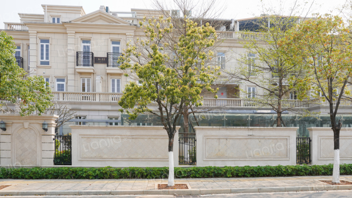 特房银溪墅府温莎墅外景图