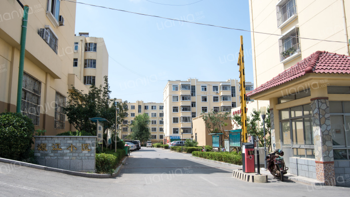 源江小区外景图