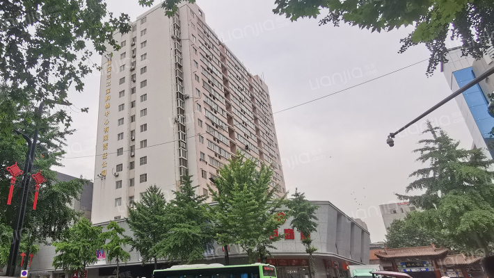 长百花园外景图