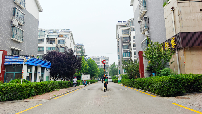 彩虹花园外景图