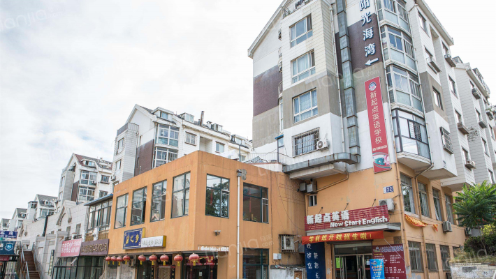 商城花园外景图