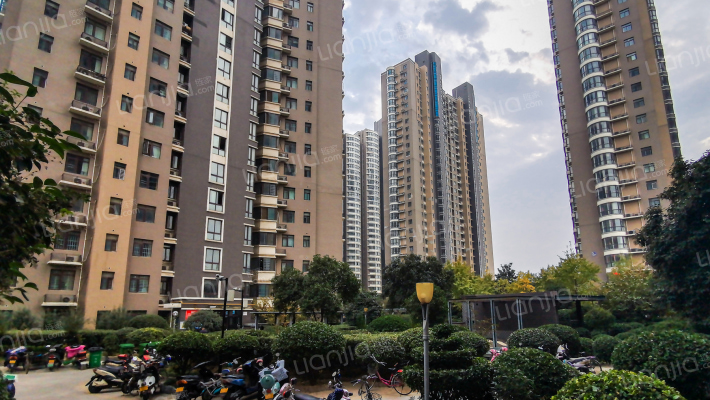 天伦水晶城外景图