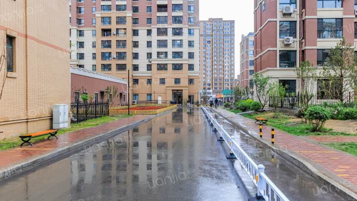 中海寰宇天下C区外景图