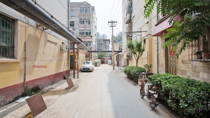 振兴里小区外景图