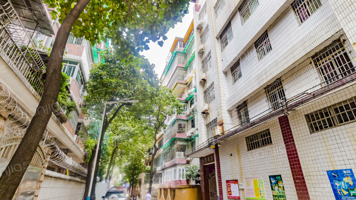 竹丝岗三马路外景图