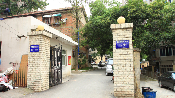 镇江路晚市1号巷6号外景图