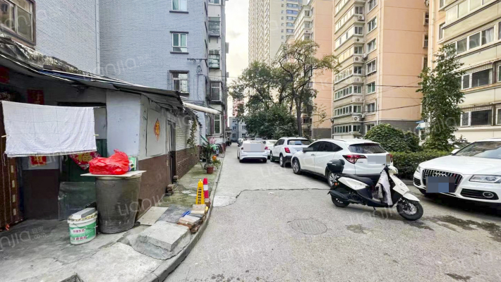 水利机械厂宿舍外景图