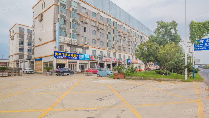 迎宾路266号外景图