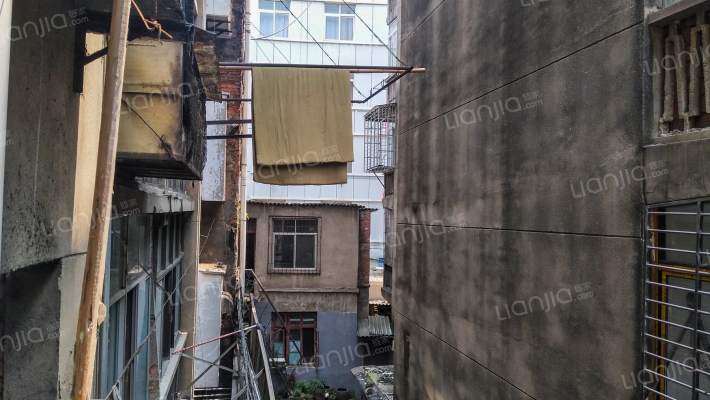 三建小区外景图