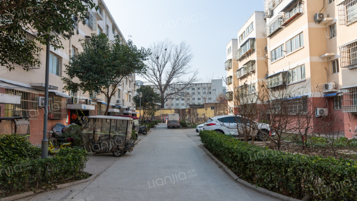 左楼小区外景图