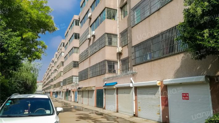 胜利社区居民生活区南区外景图