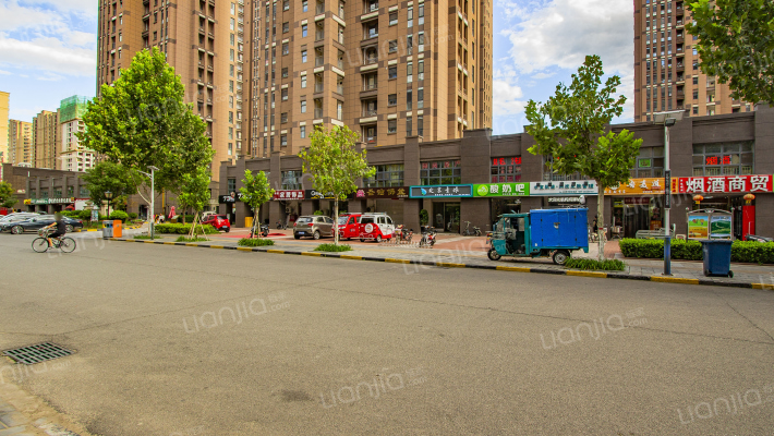 格林郡府B区外景图