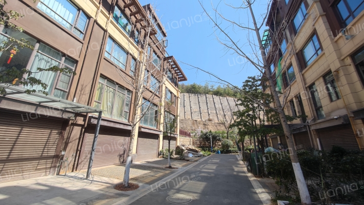 东旭御山湖外景图