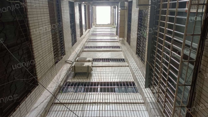 侨冠大厦外景图