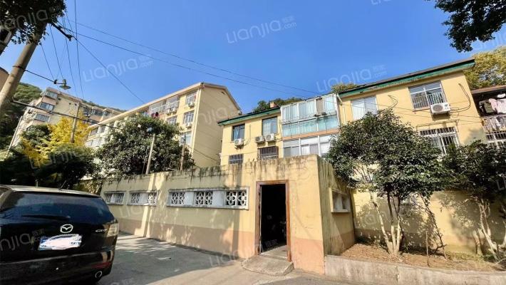 青山一村79-88号外景图