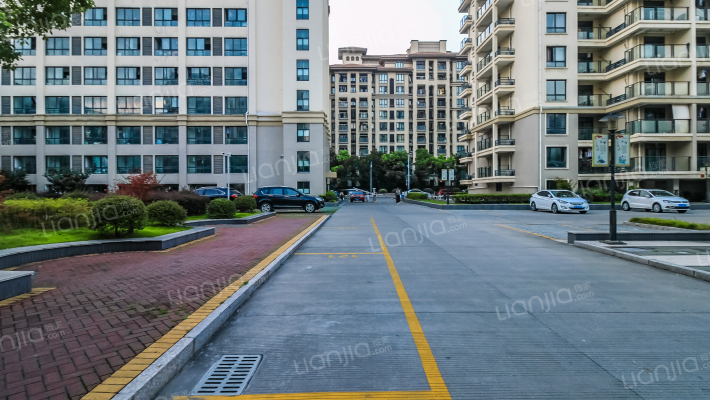 人才公寓外景图