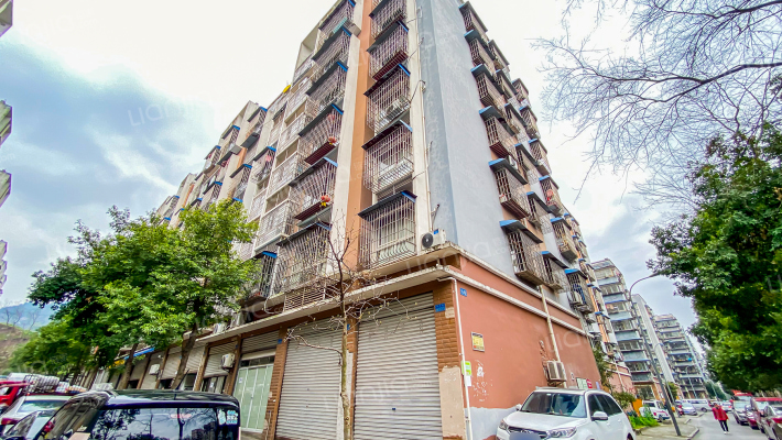 璧渝路460号外景图