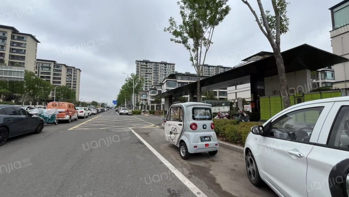 越秀铂悦府外景图