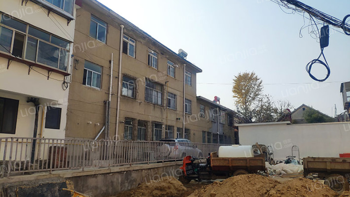 蓬莱林业局家属楼外景图