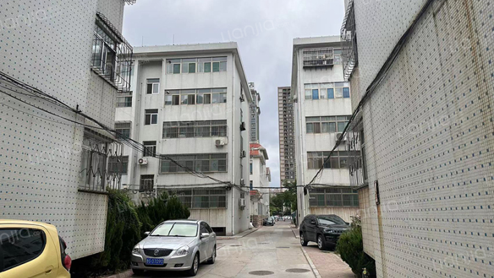 中医院宿舍外景图