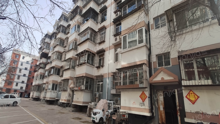 河畔家园外景图