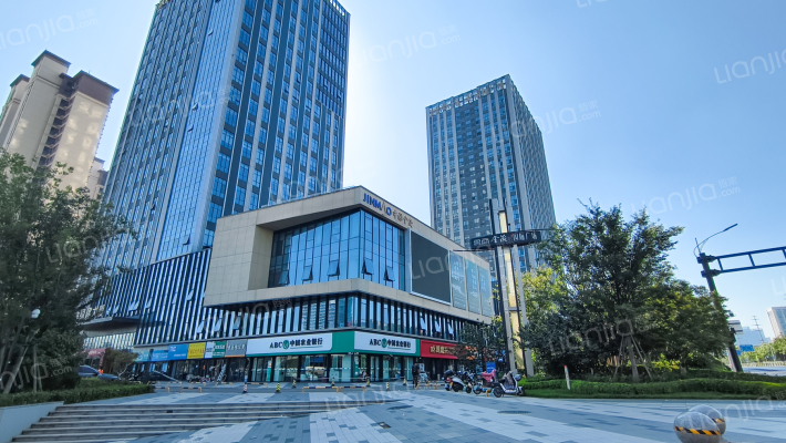 鲁商金茂国际广场外景图