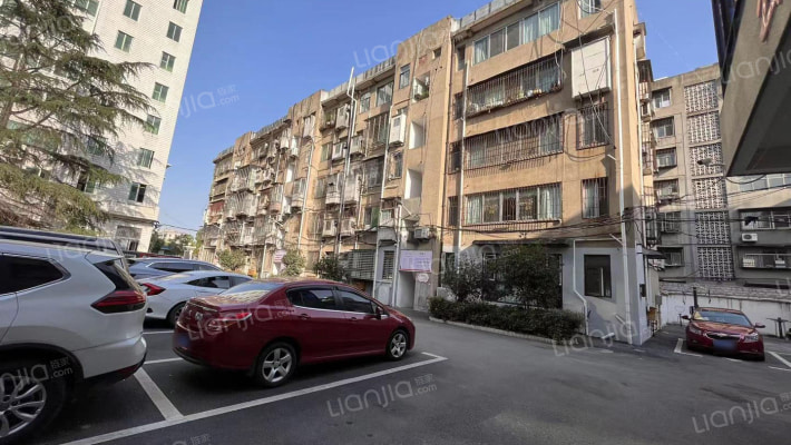 襄阳市社保局家属院外景图