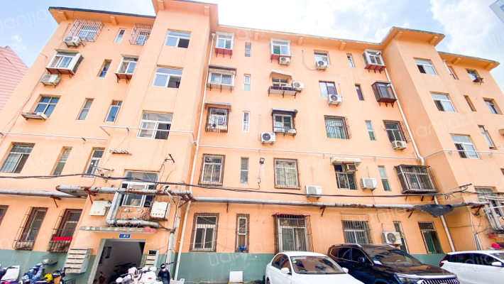 华龙路946号外景图