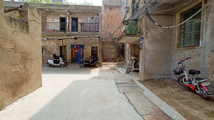 中牟印刷厂家属院外景图