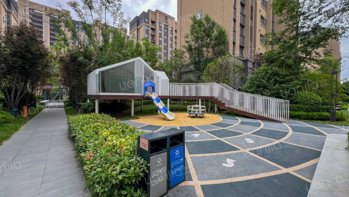 旭辉江山阅外景图