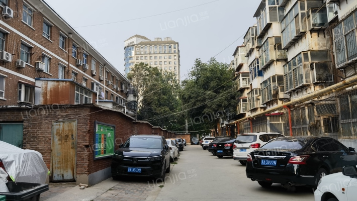 省委振头宿舍外景图